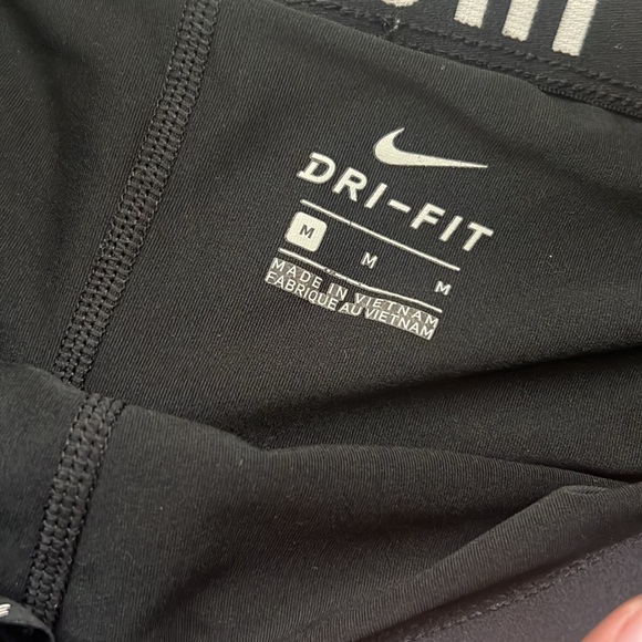 Nike Dri Fit Shorts - Picture 2 of 3